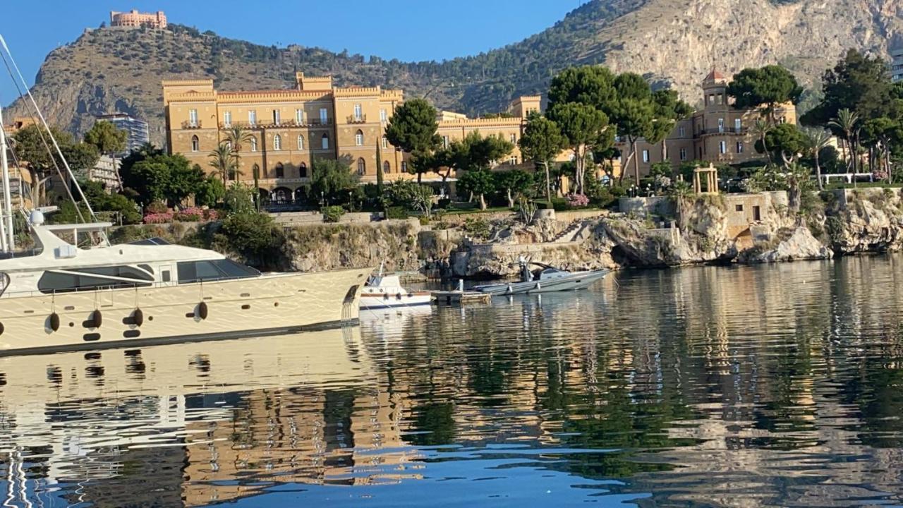 Isabella Suite Marina Di Villa Igiea Палермо Екстериор снимка
