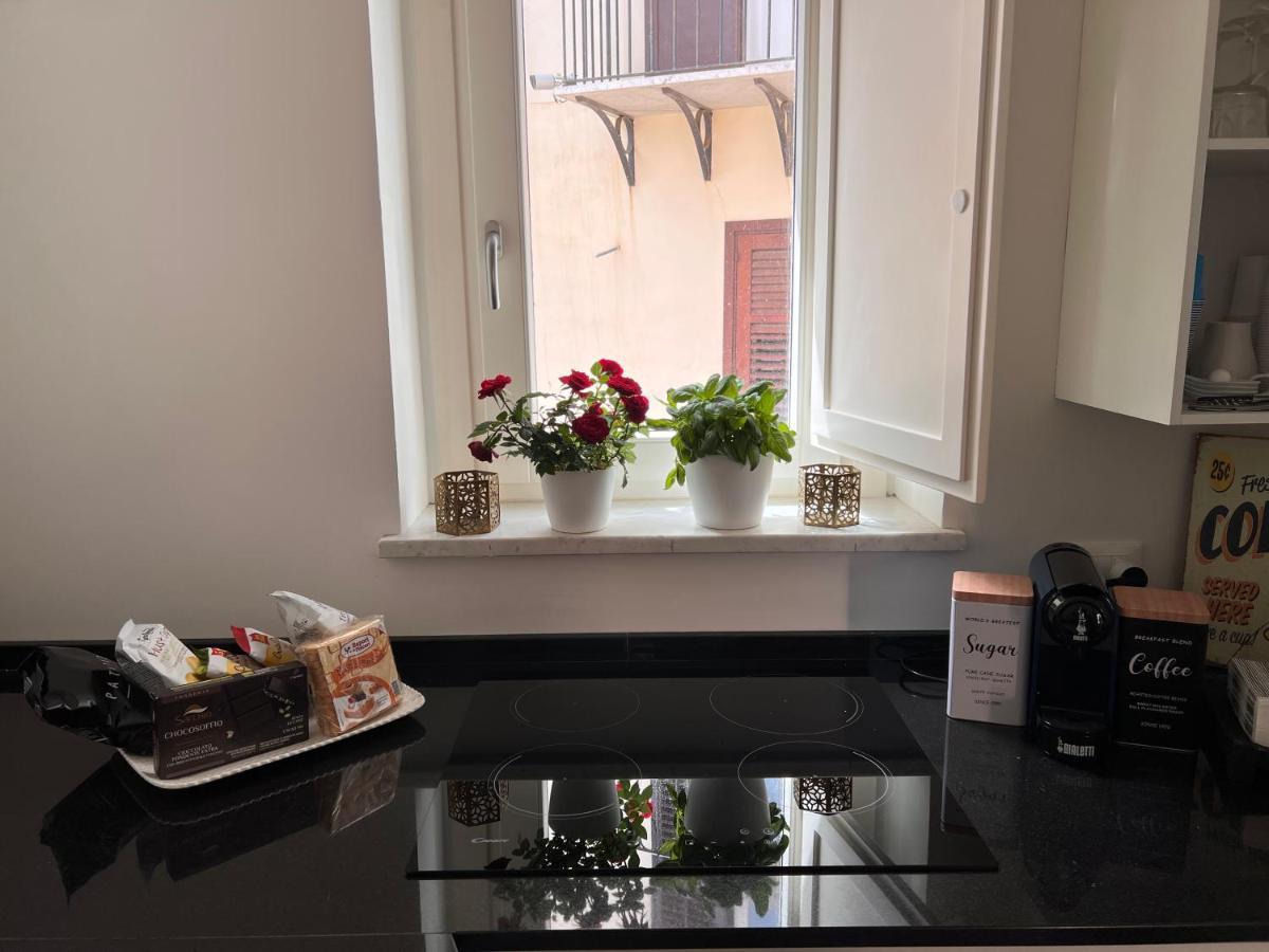 Isabella Suite Marina Di Villa Igiea Палермо Екстериор снимка